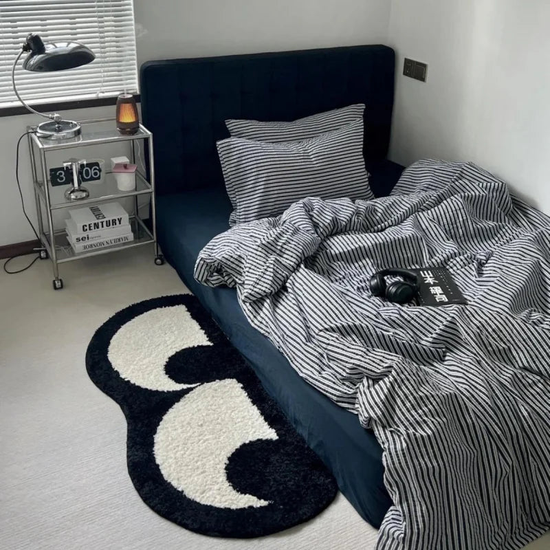 Trendy Eyes Long Rug